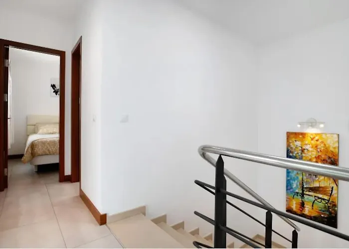 Khaleesi En Lanzarote Arrecife (Lanzarote)